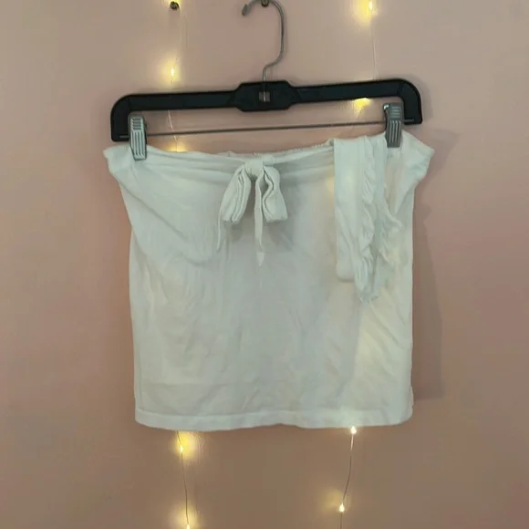 White tank top with cute bow - Picture 3 of 4